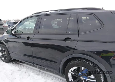 2019 Volkswagen Tiguan 2.0T Se/2.0T Sel/2.0T Sel R-Line/2.0T Sel R-Line Black from USA, damaged, VIN 3VV3B7AX6KM169856